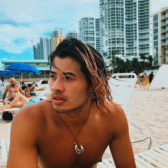 Meet your Posher, Emmanuel - Picture 1 of 1